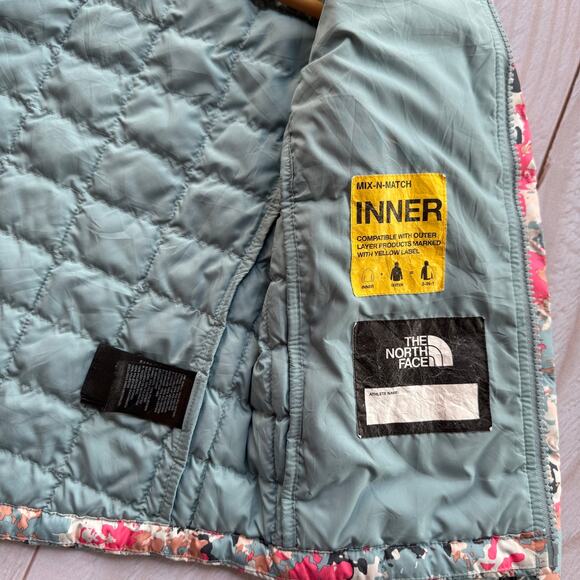 The North Face Girls XXS 5 ThermoBall Eco Insulation Puffer Jacket Floral Camo - Picture 8 of 8